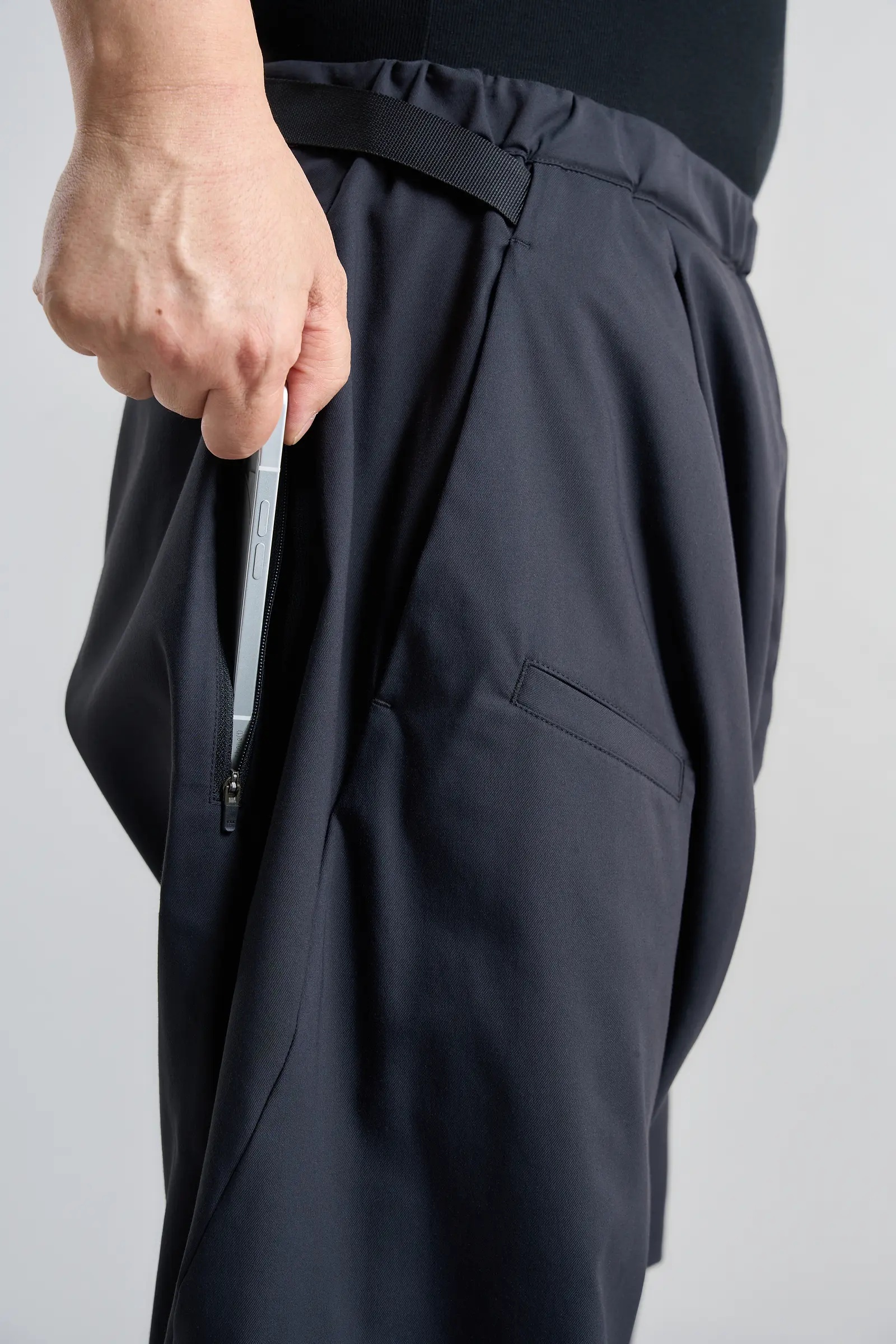 P36-CH Micro Twill Pleated Drawcord Trouser - 17