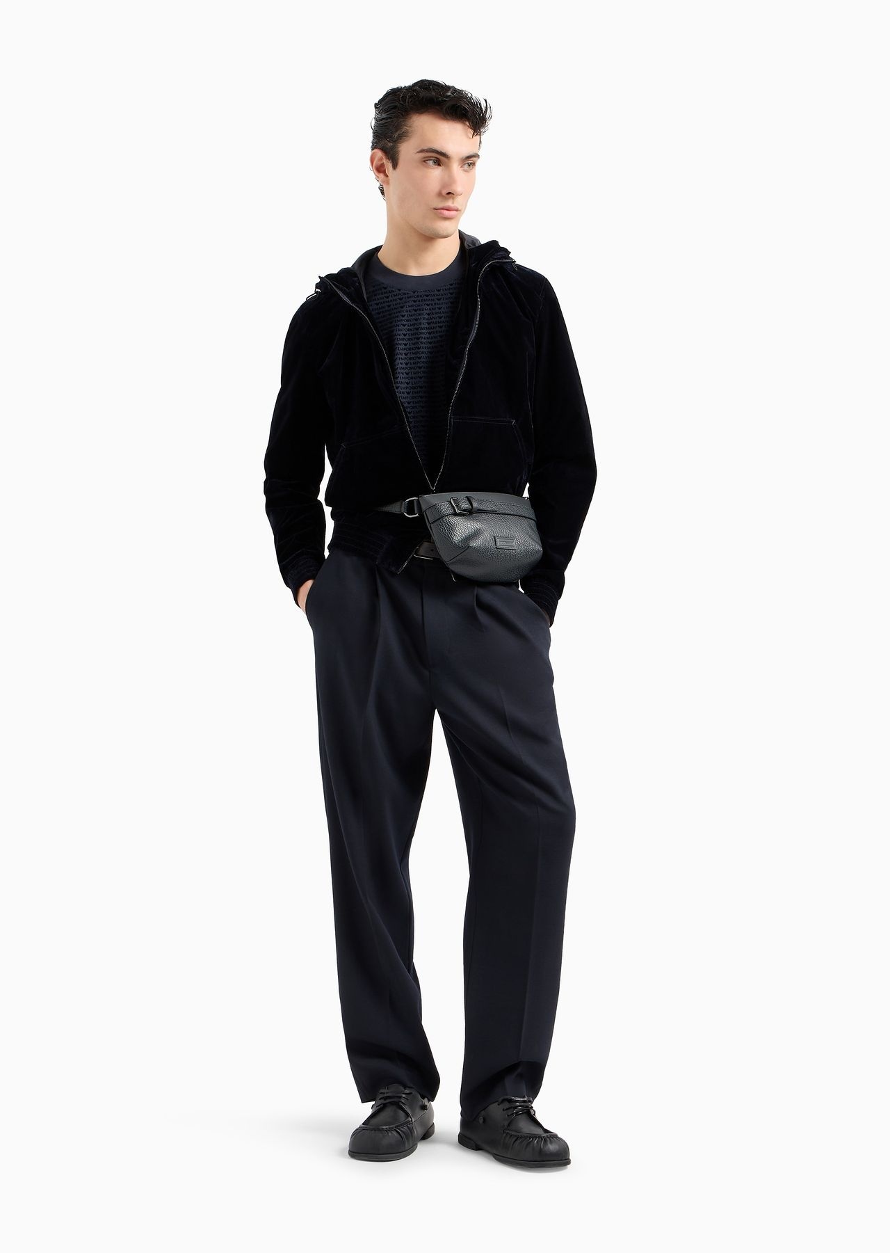 Pebbled-leather belt bag with smooth leather details - 10