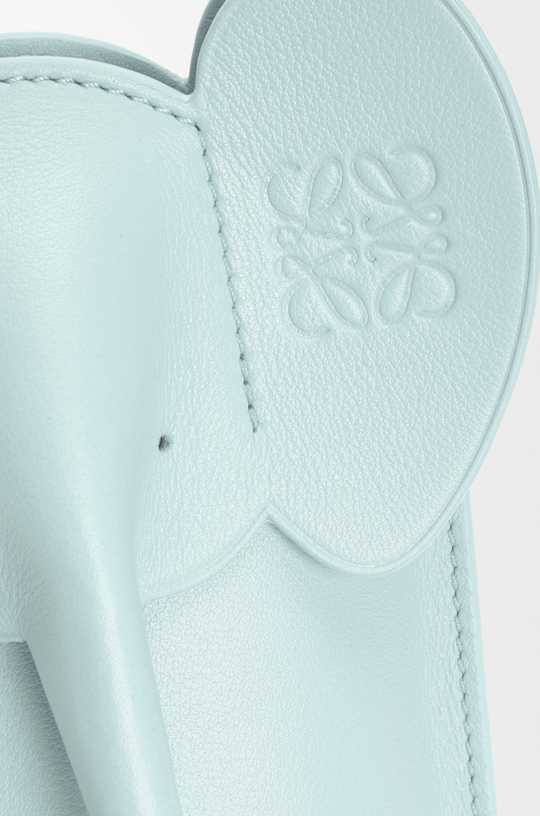 Elephant Pocket in classic calfskin - 4