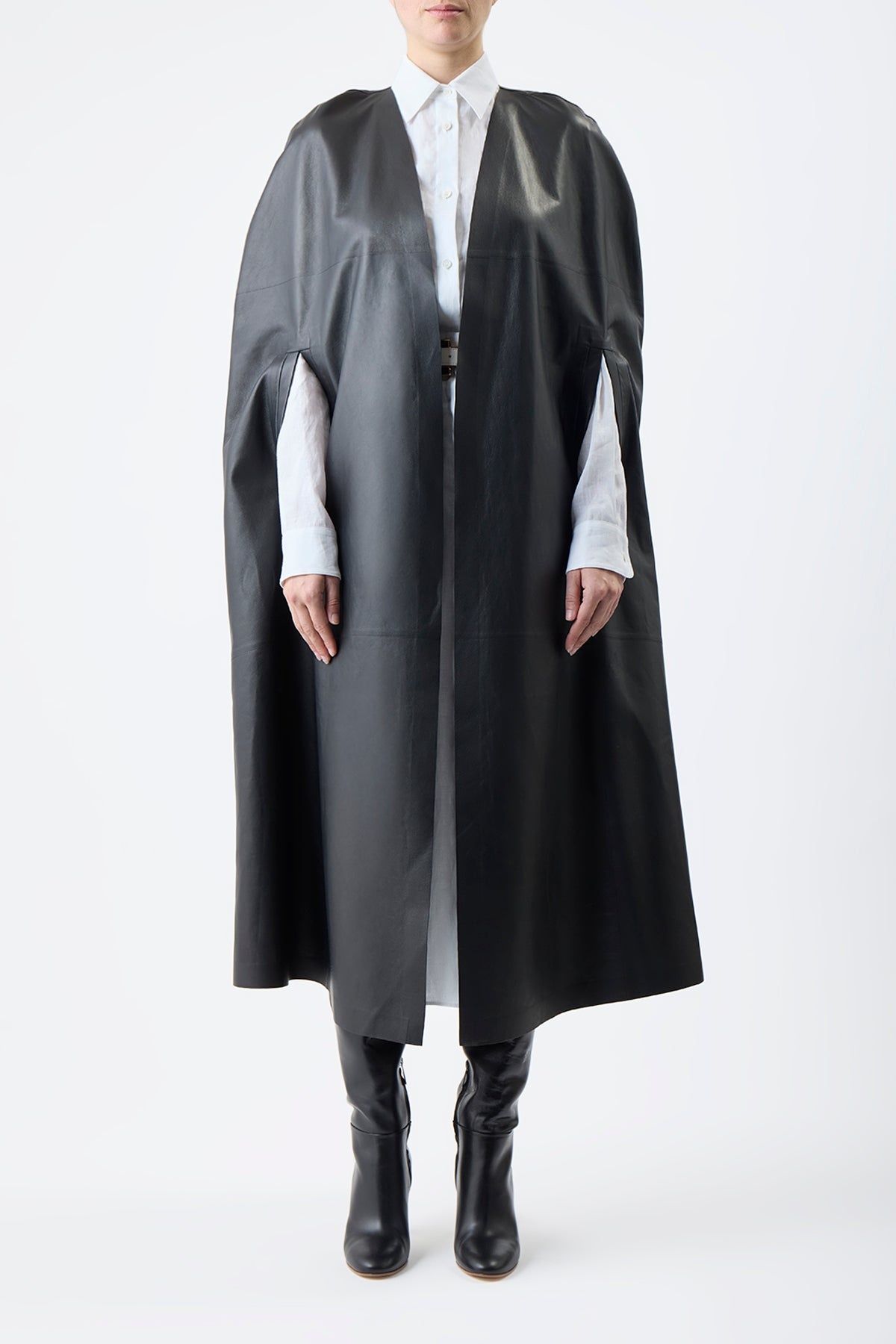 Lindlow Cape in Black Leather - 3