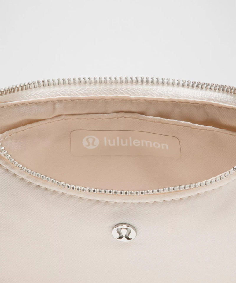 City Essentials Nano Shoulder Bag 4