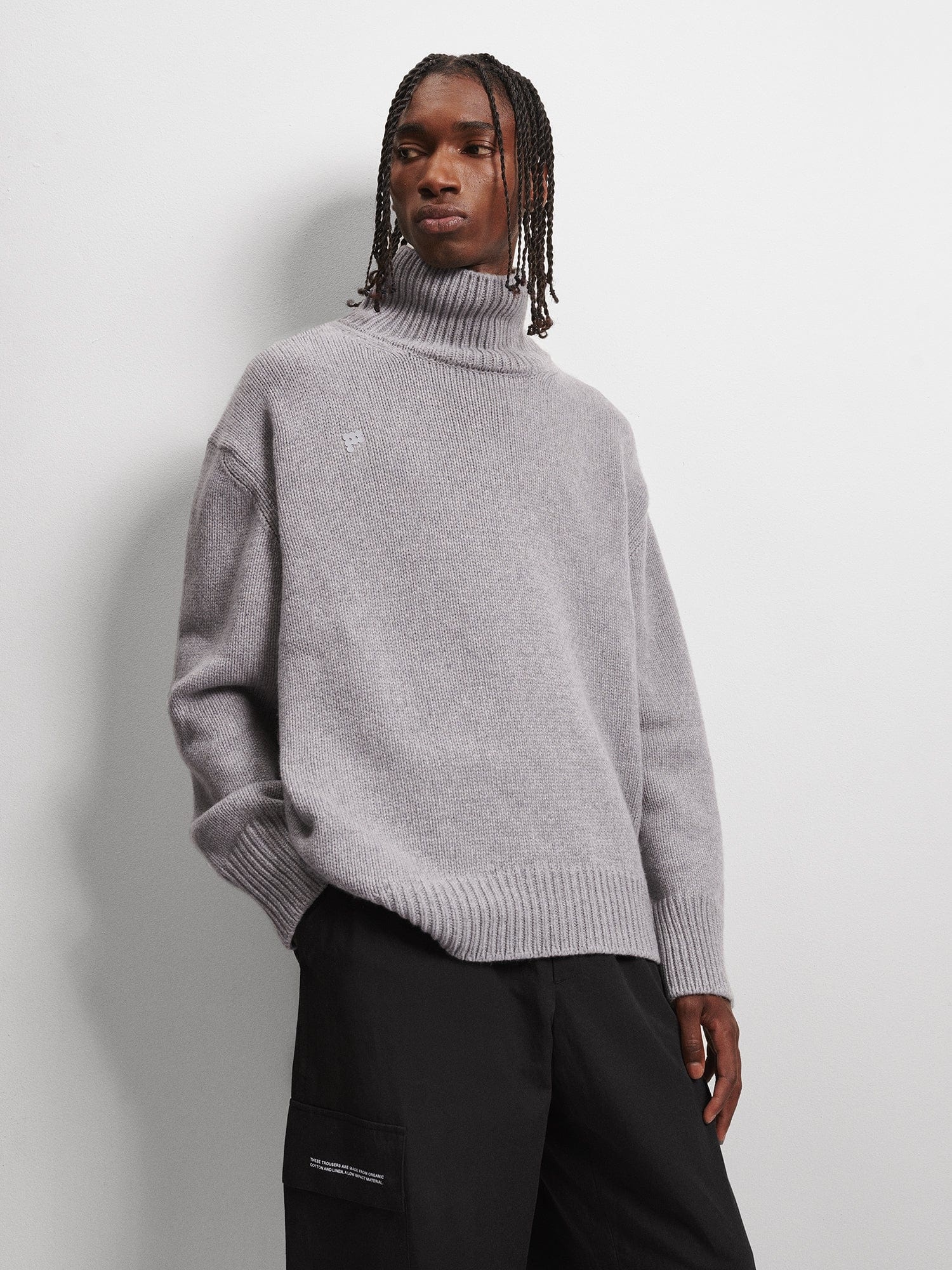 Men's Recycled Cashmere Turtleneck Sweater - Grey Marl - 2