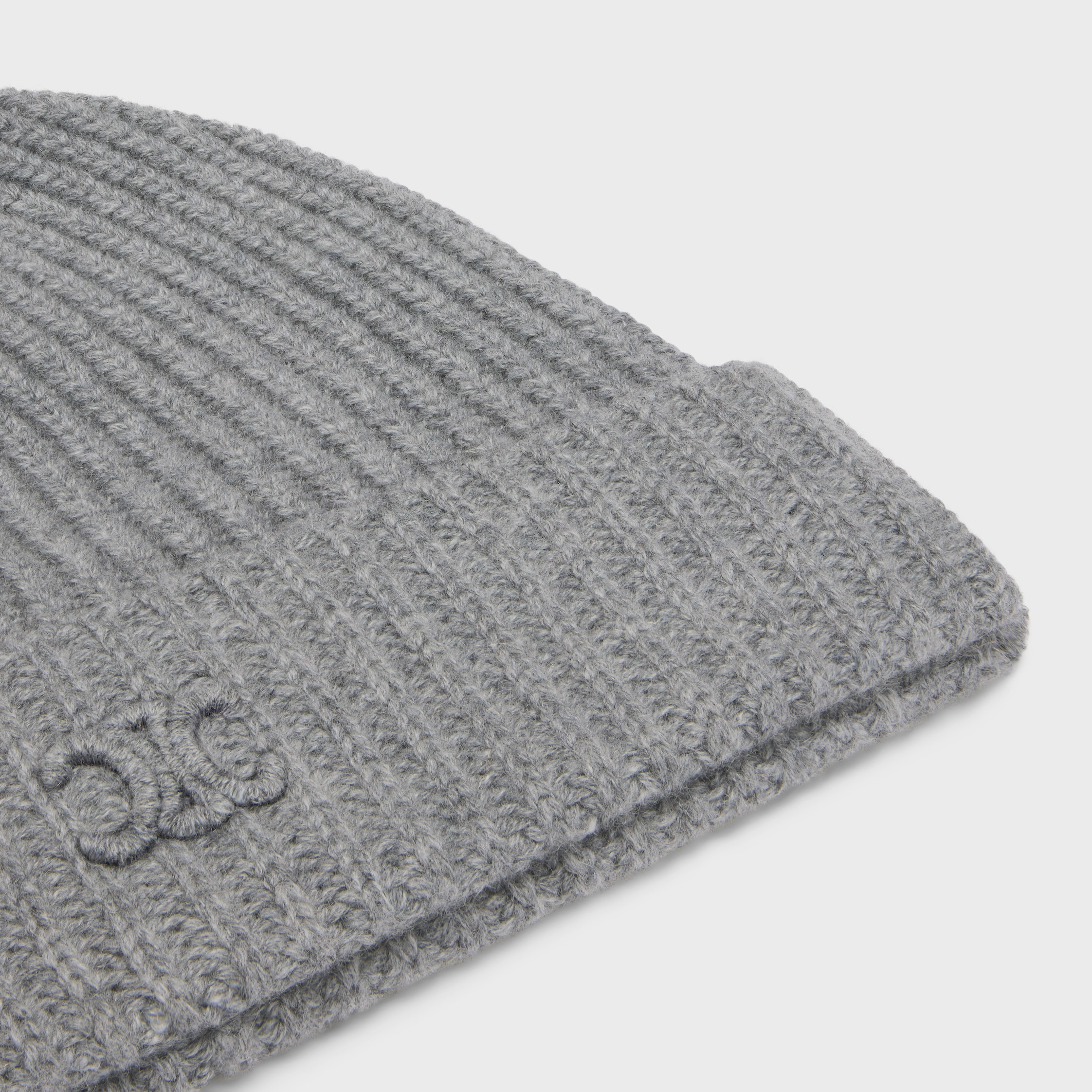 triomphe beanie in scottish cashmere - 3