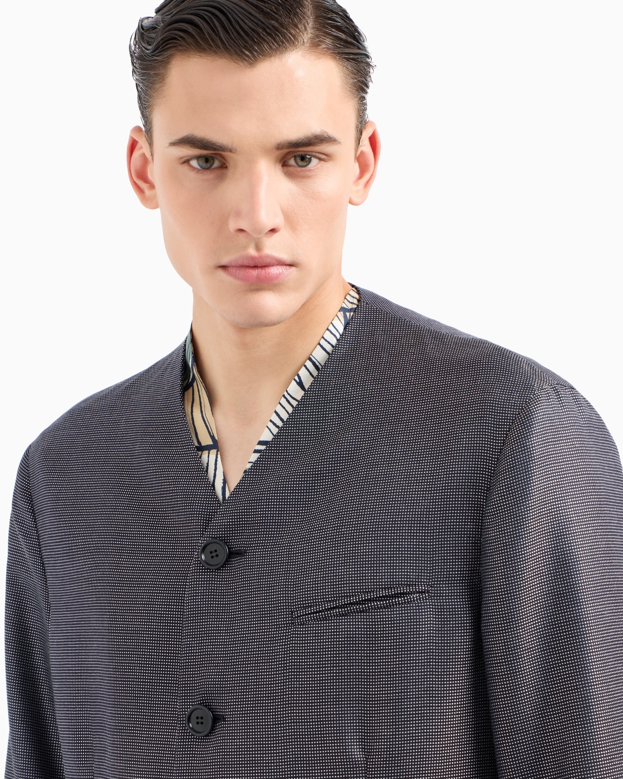 VIRGIN WOOL AND SILK SINGLE-BREASTED SUIT - 5