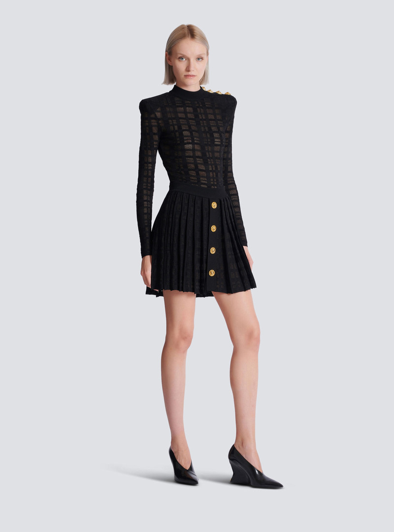 Short pleated skirt in plaid knit 3