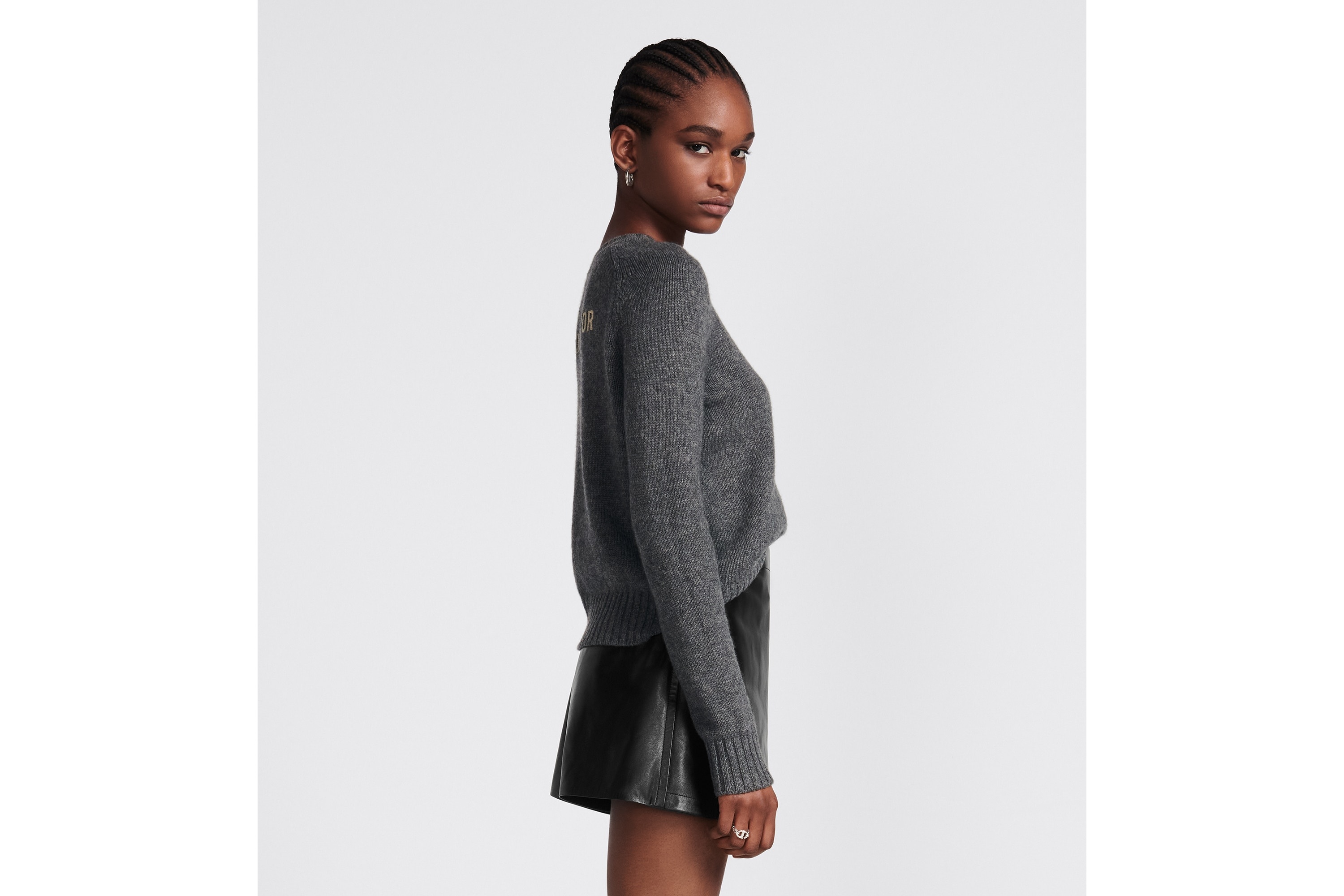 Sweater - 5