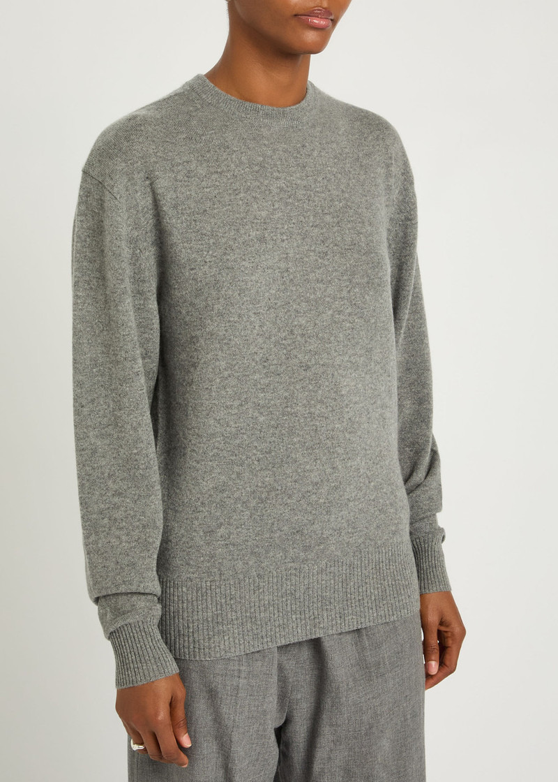 TOTEME Toteme Classic Crew-neck Cashmere Jumper outlook