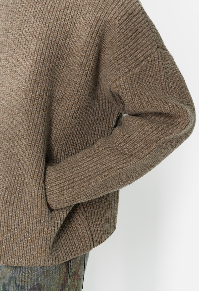 DAKOTA KNIT PONCHO 8