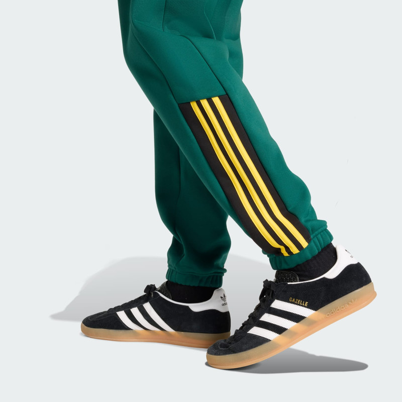 HALF STRIPES SWEATPANTS 6