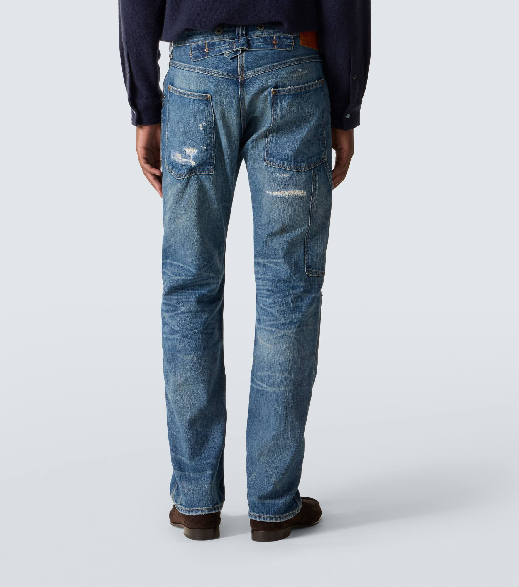 Distressed straight jeans - 4