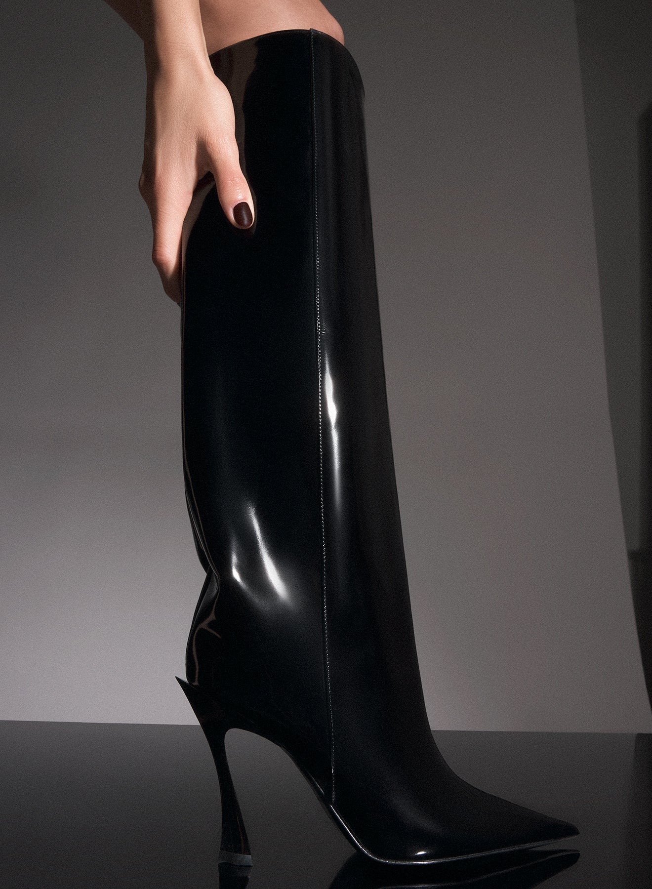 black shiny leather fang 95 boots - 5