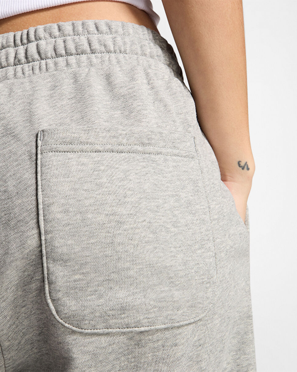 Go-To Standard Fit 9" Fleece Shorts - 6