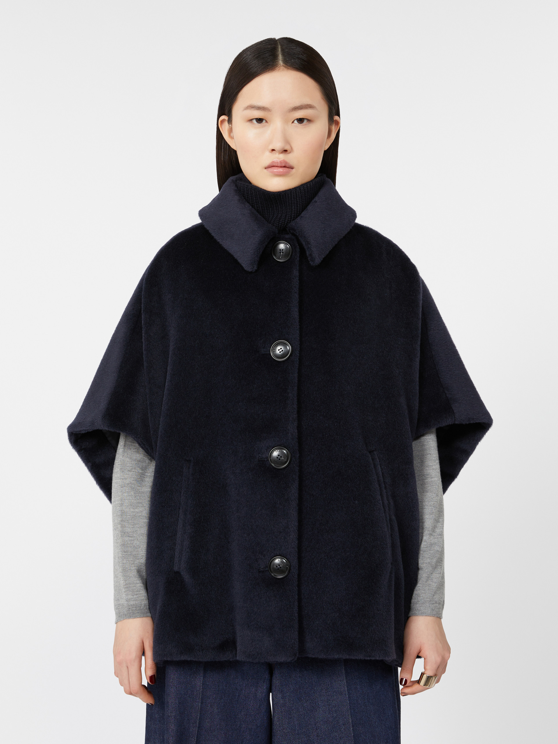 GULIE Alpaca cape - 3