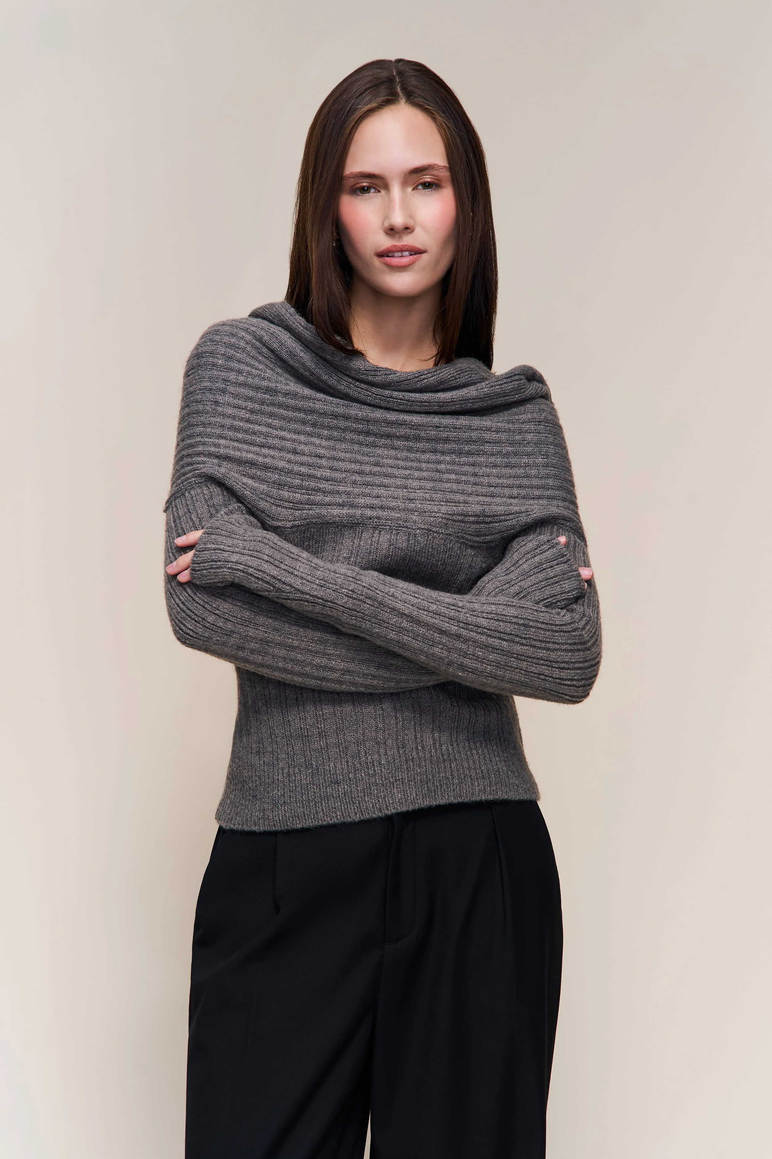 LORETTA TURTLENECK TOP - 1