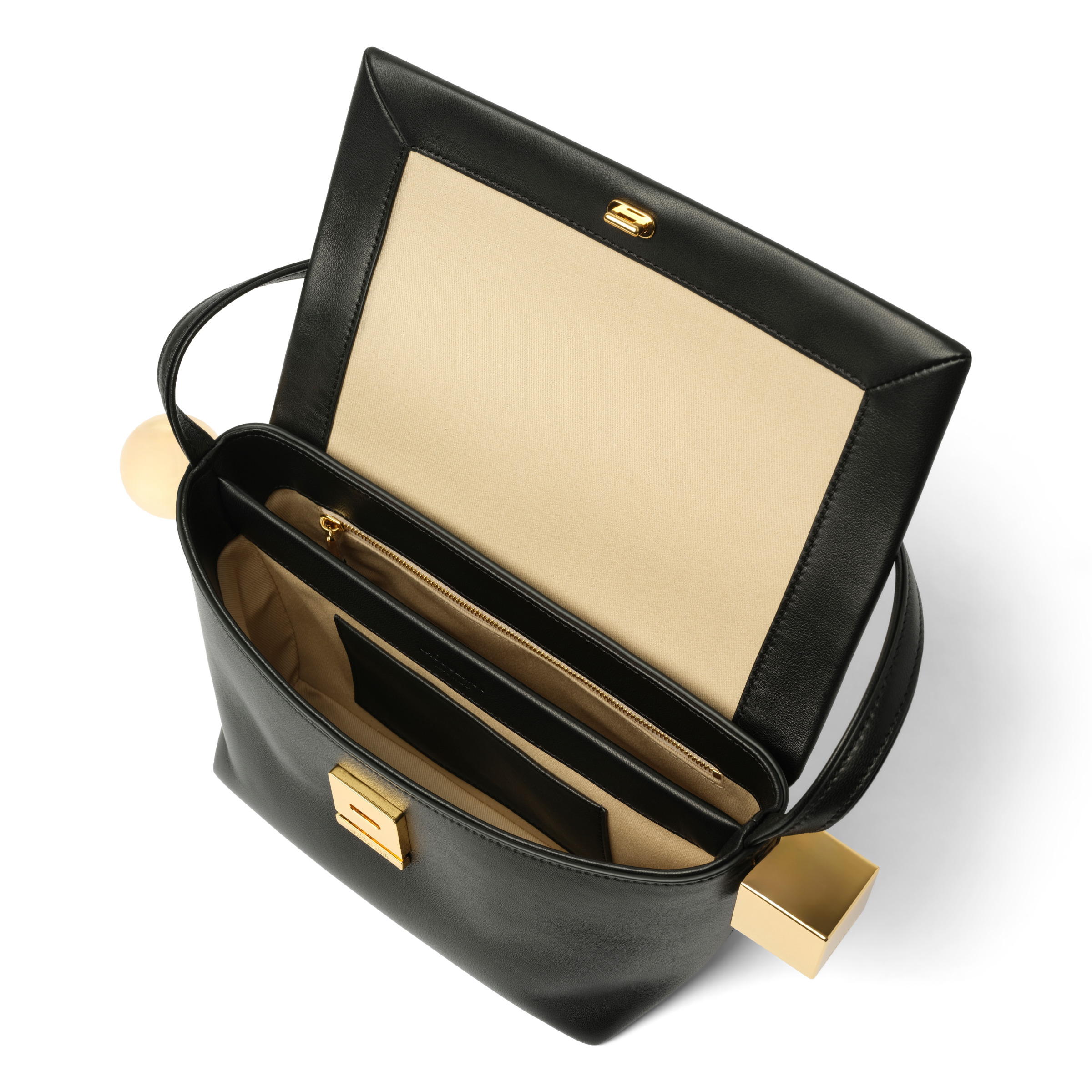 Le Rond Carre in Black - 4