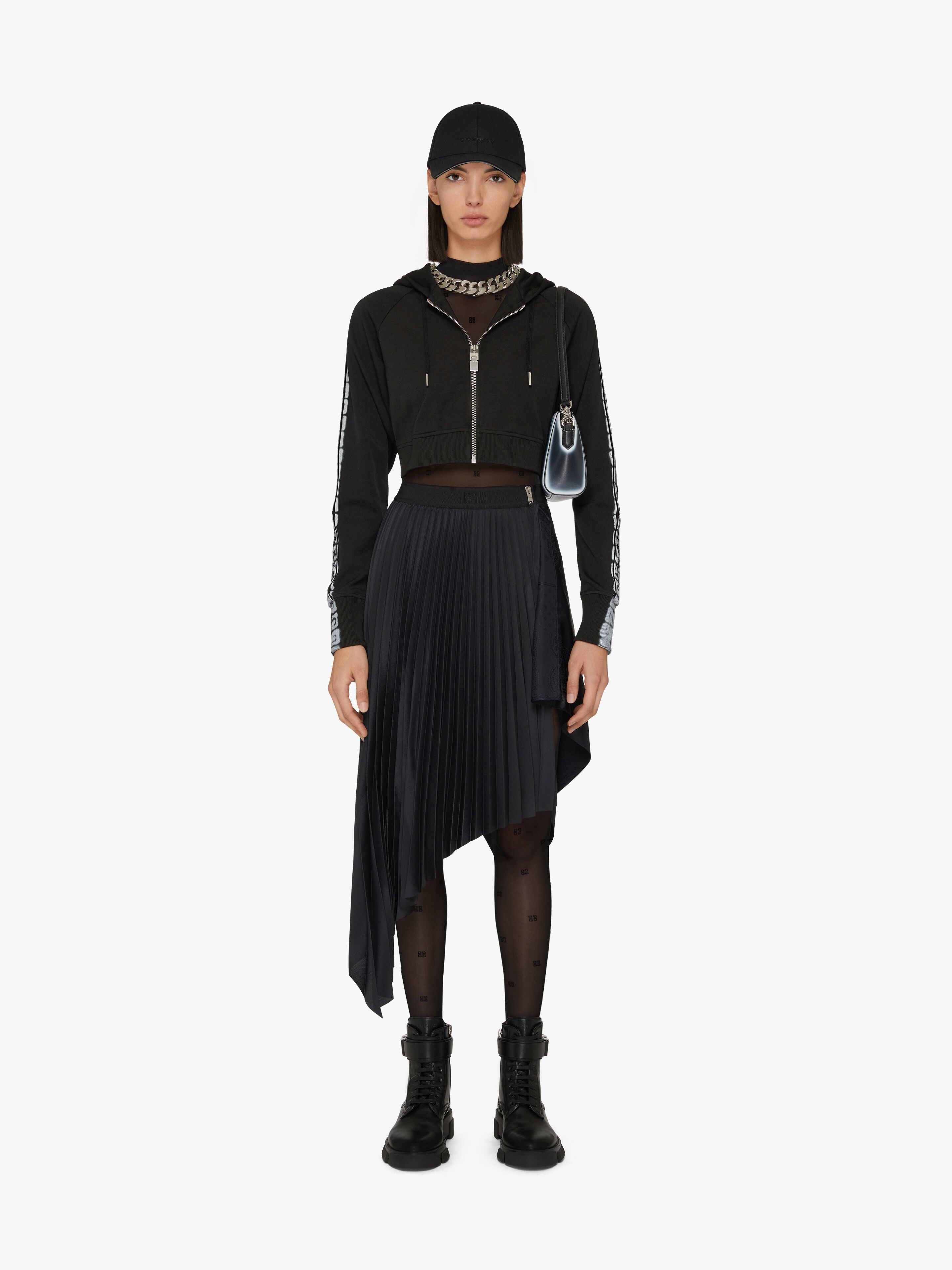 ASYMMETRIC PLEATED SKIRT WITH BANDANA PATTERN - 2