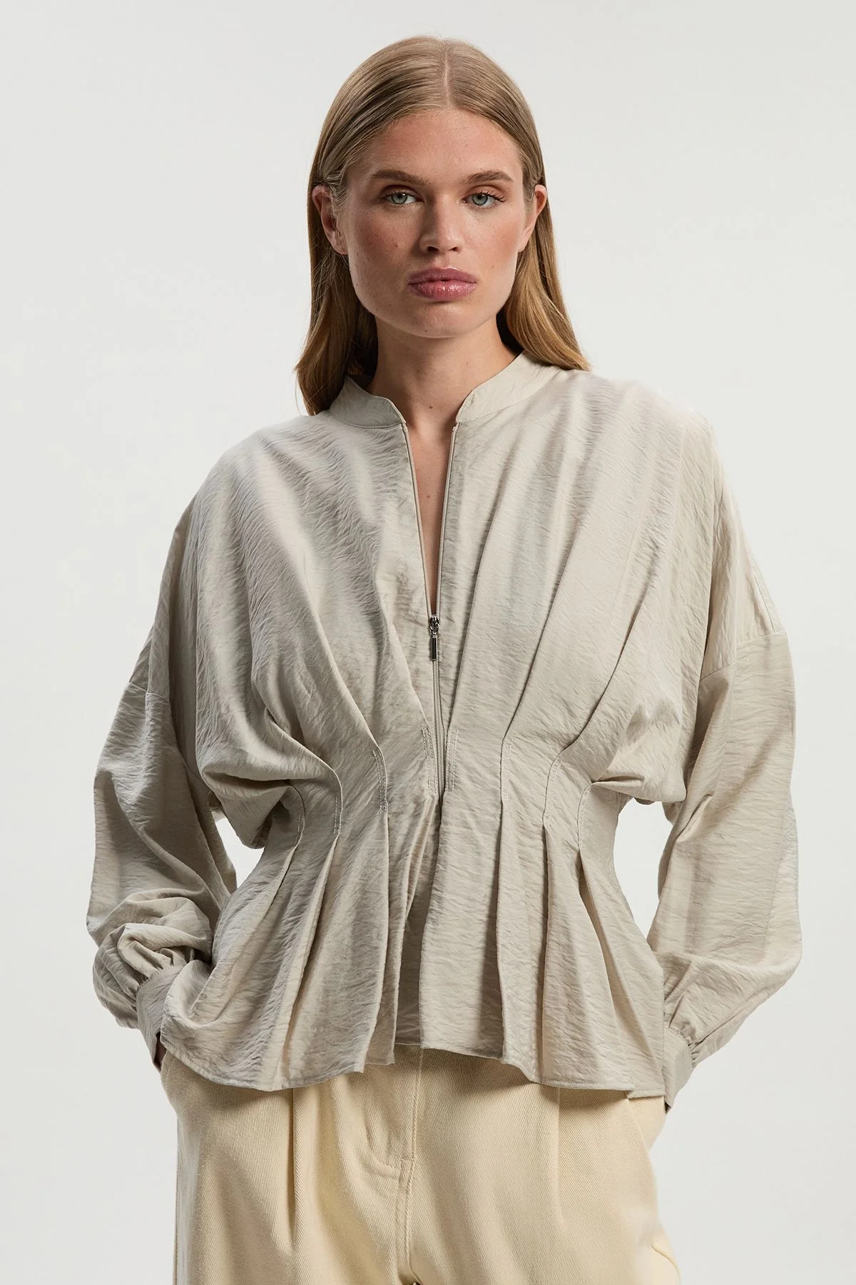 Pleated Detail Woven Jacket - 1