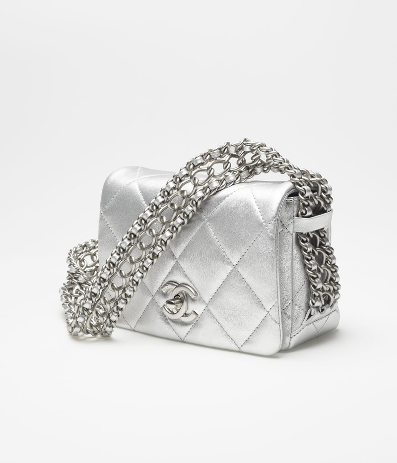 CHANEL Mini Flap Bag outlook