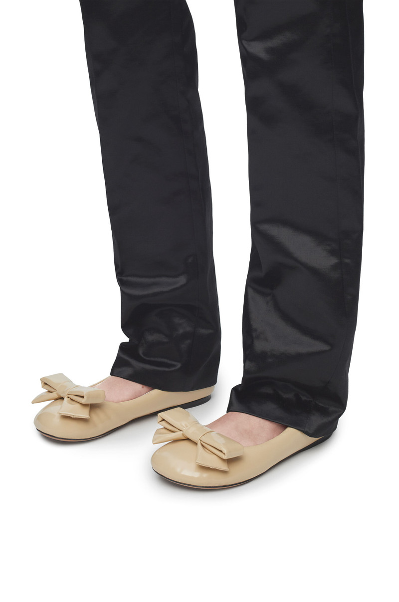 Loewe Puffy ballerina in lambskin outlook