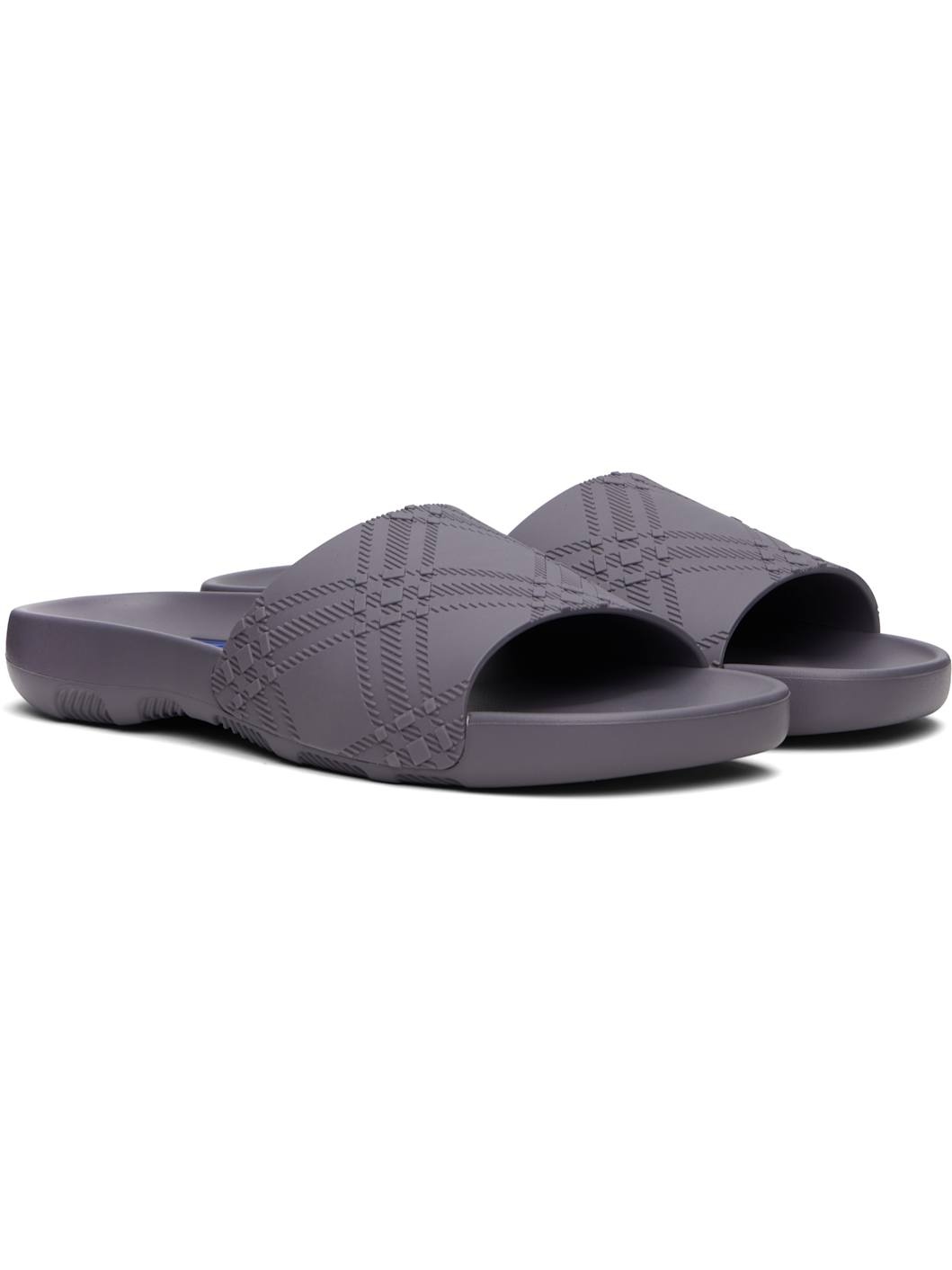 Gray Embossed Check Dive Pool Slides - 4