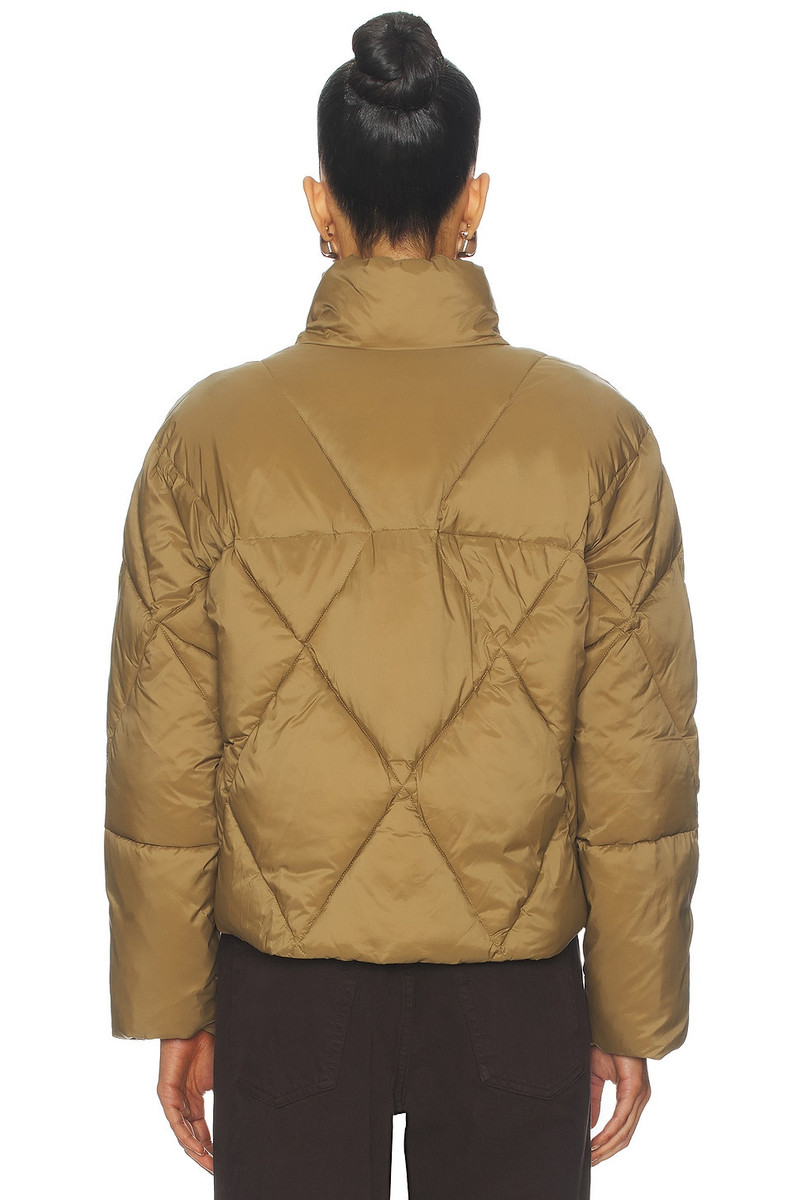 Summit Outerwear 4