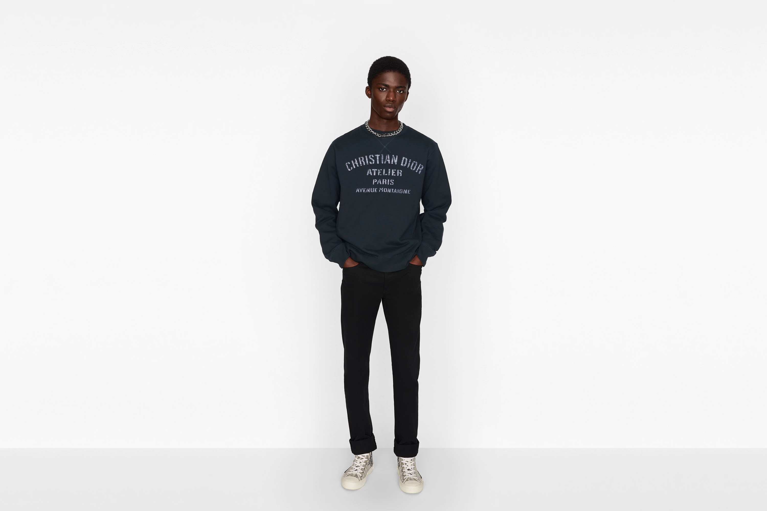 Oversized 'Christian Dior Atelier' Sweatshirt - 4