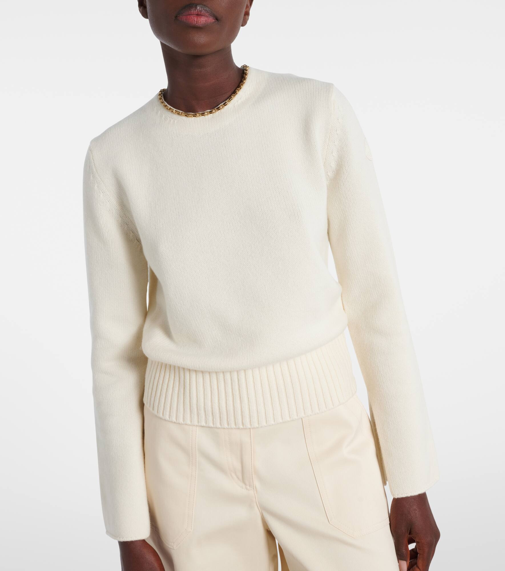 Chain-detail wool and cashmere sweater - 5