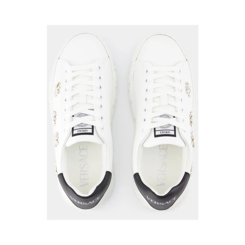 【関税込み】La Greca Sneakers - Versace - Canvas - White Greca Sneakers White | VERSACE US