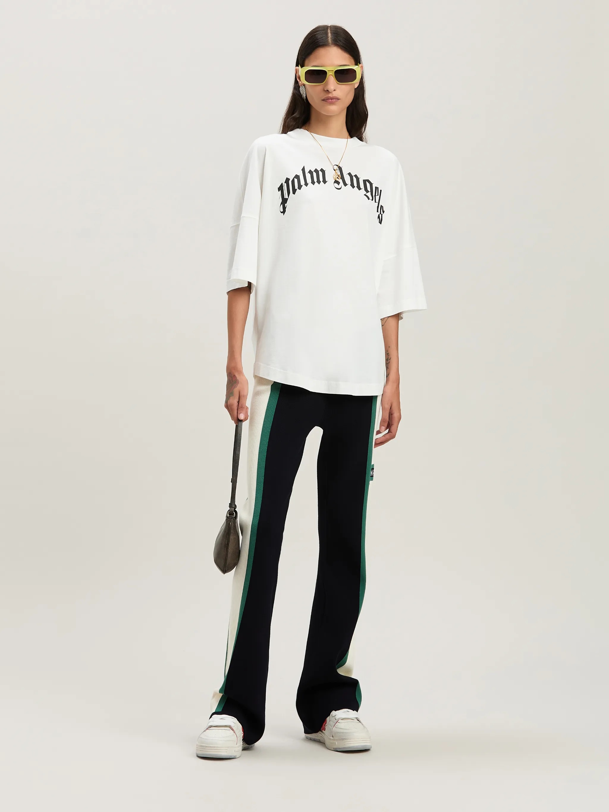 Curved Logo knit hoodie - 2