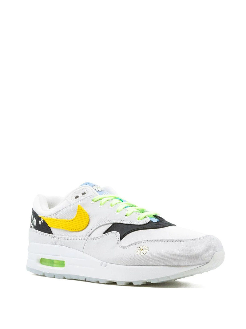Nike Air Max 1 sneakers outlook