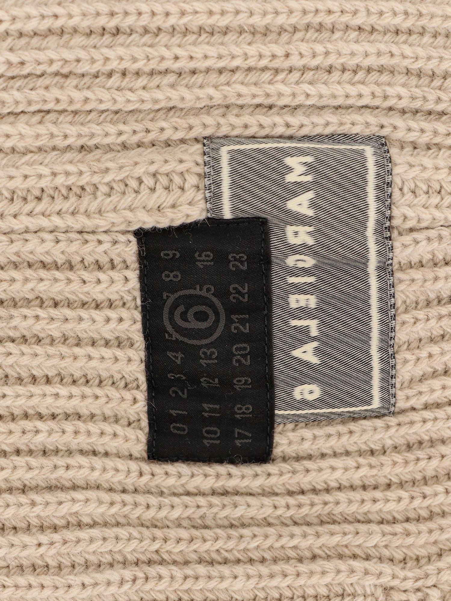 WOOL BLEND BALACLAVA WITH DISTRESSED EFFECT - 3