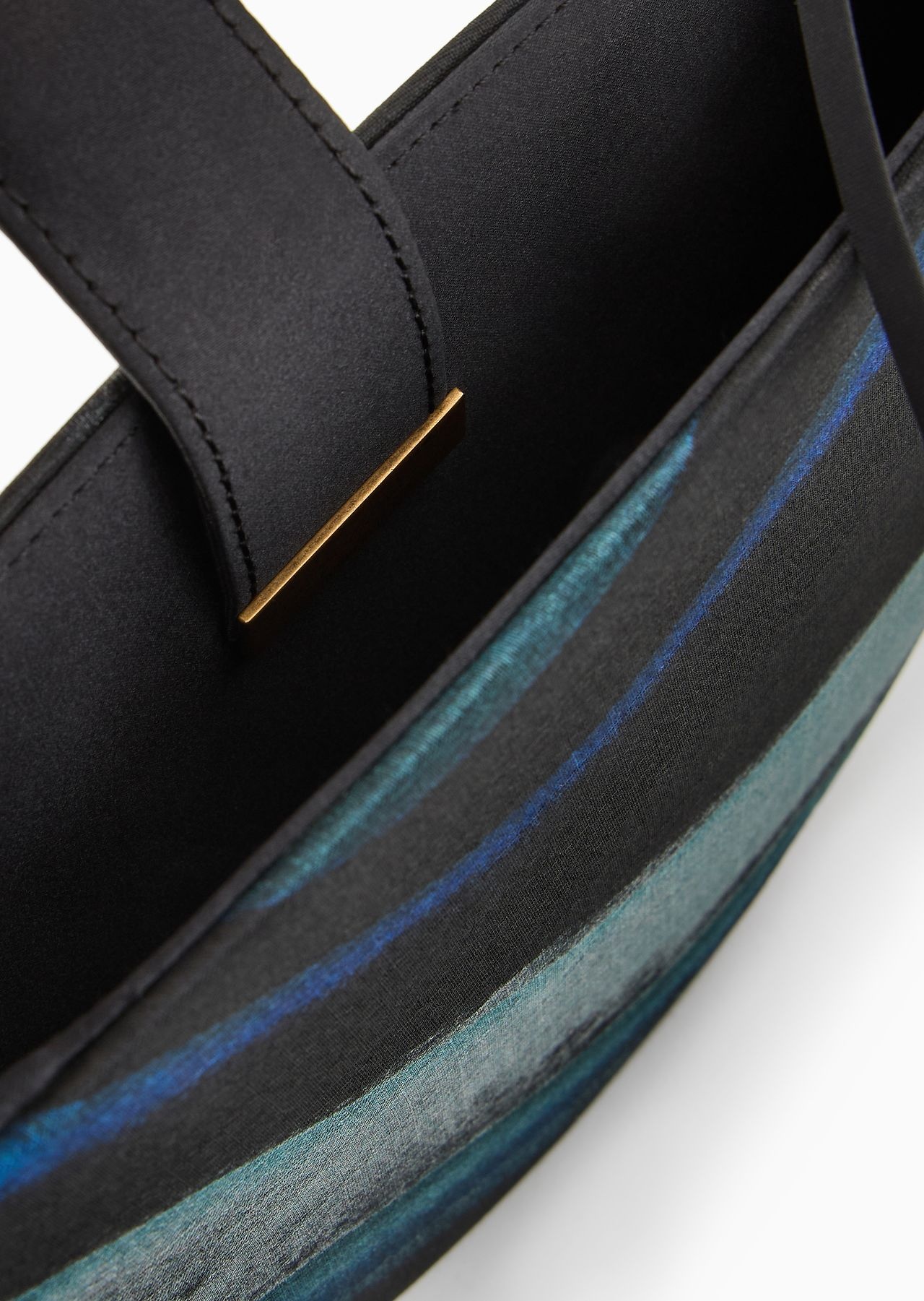 Printed clutch bag with crinoline detail - 4