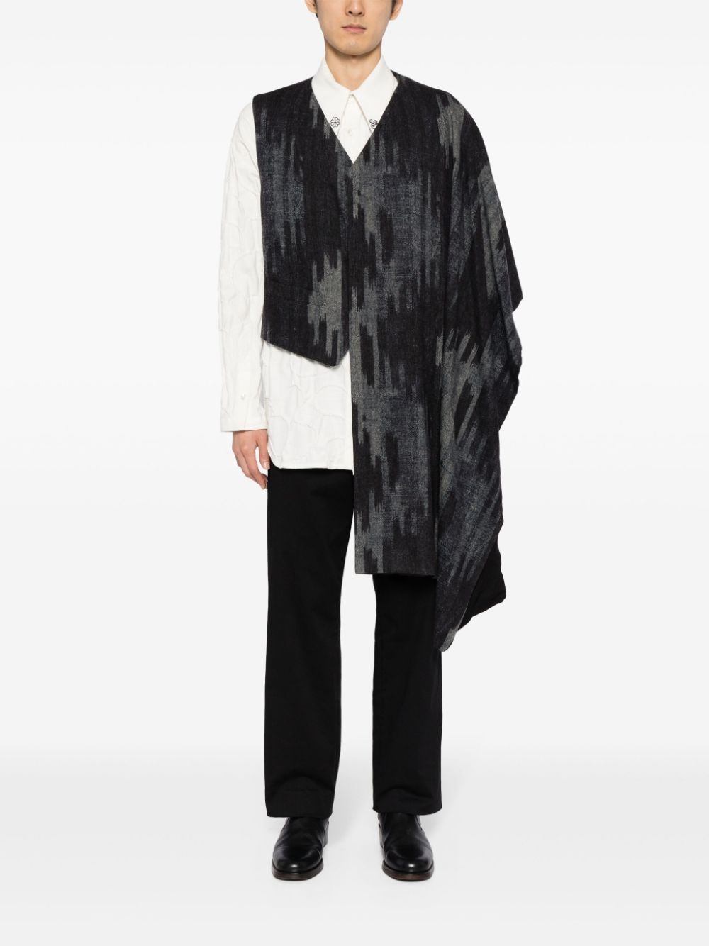 graphic-print textured asymmetric vest - 2