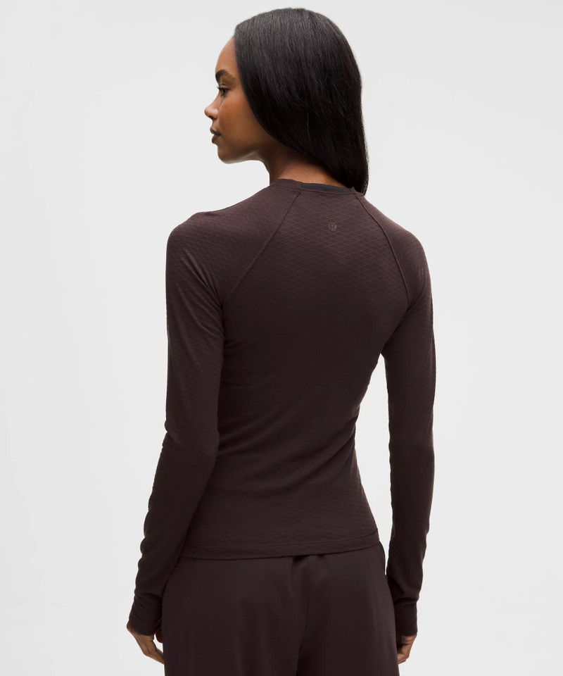 Diamond-Texture Wool-Blend Crewneck Base Layer 3