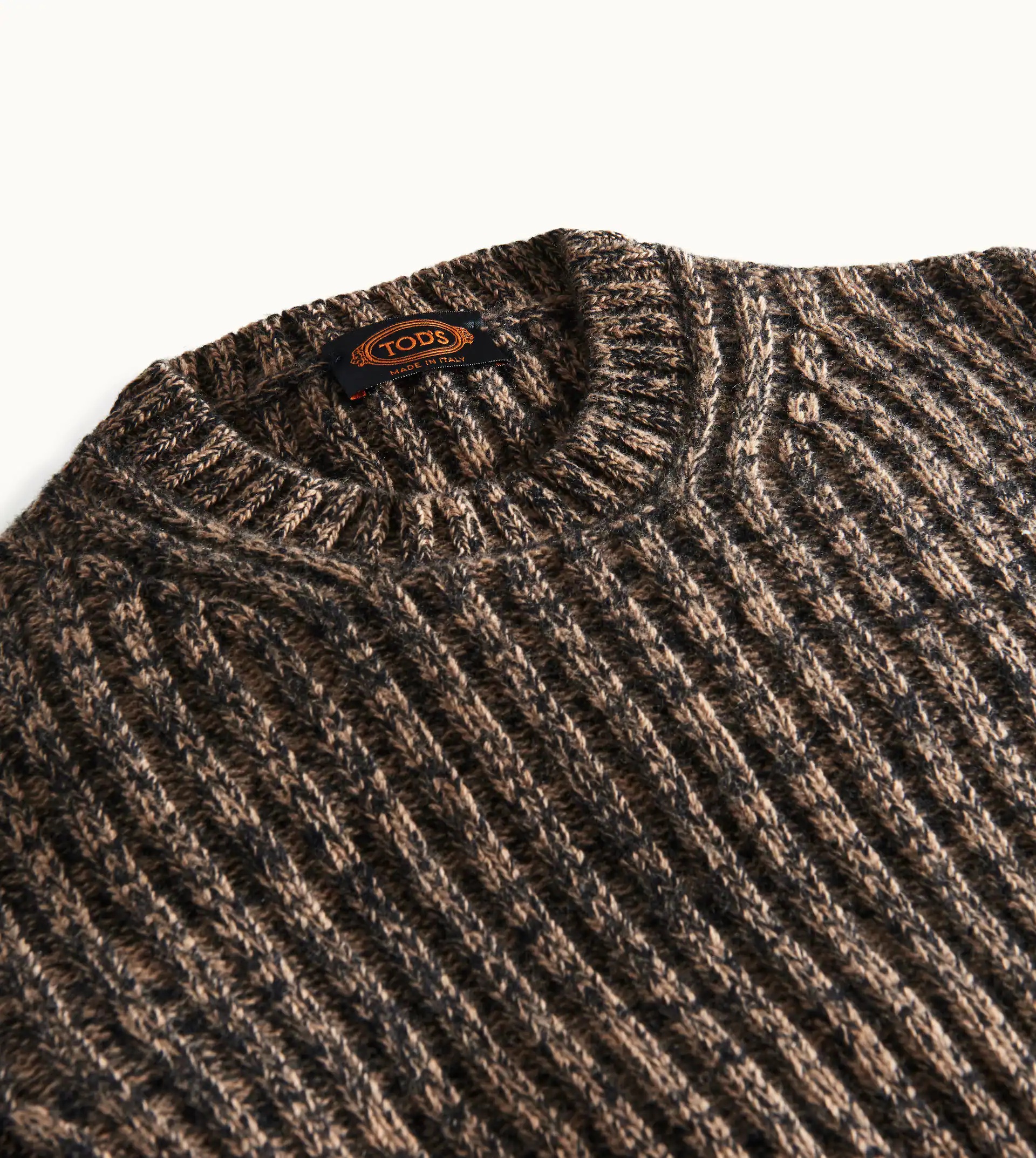 ROUND NECK JUMPER - BROWN, BLACK - 4