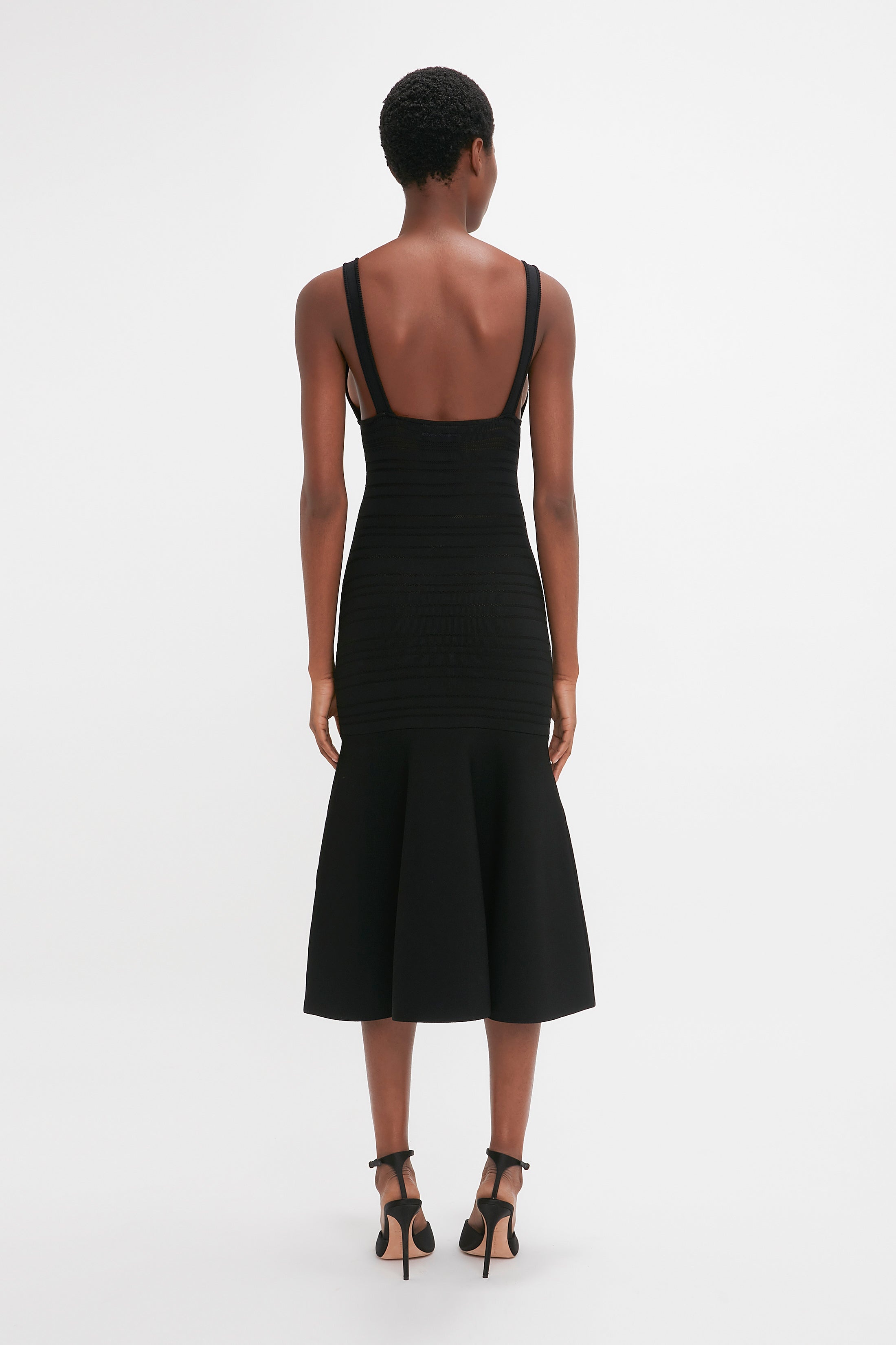 Frame Detail Sleeveless Dress In Black - 4