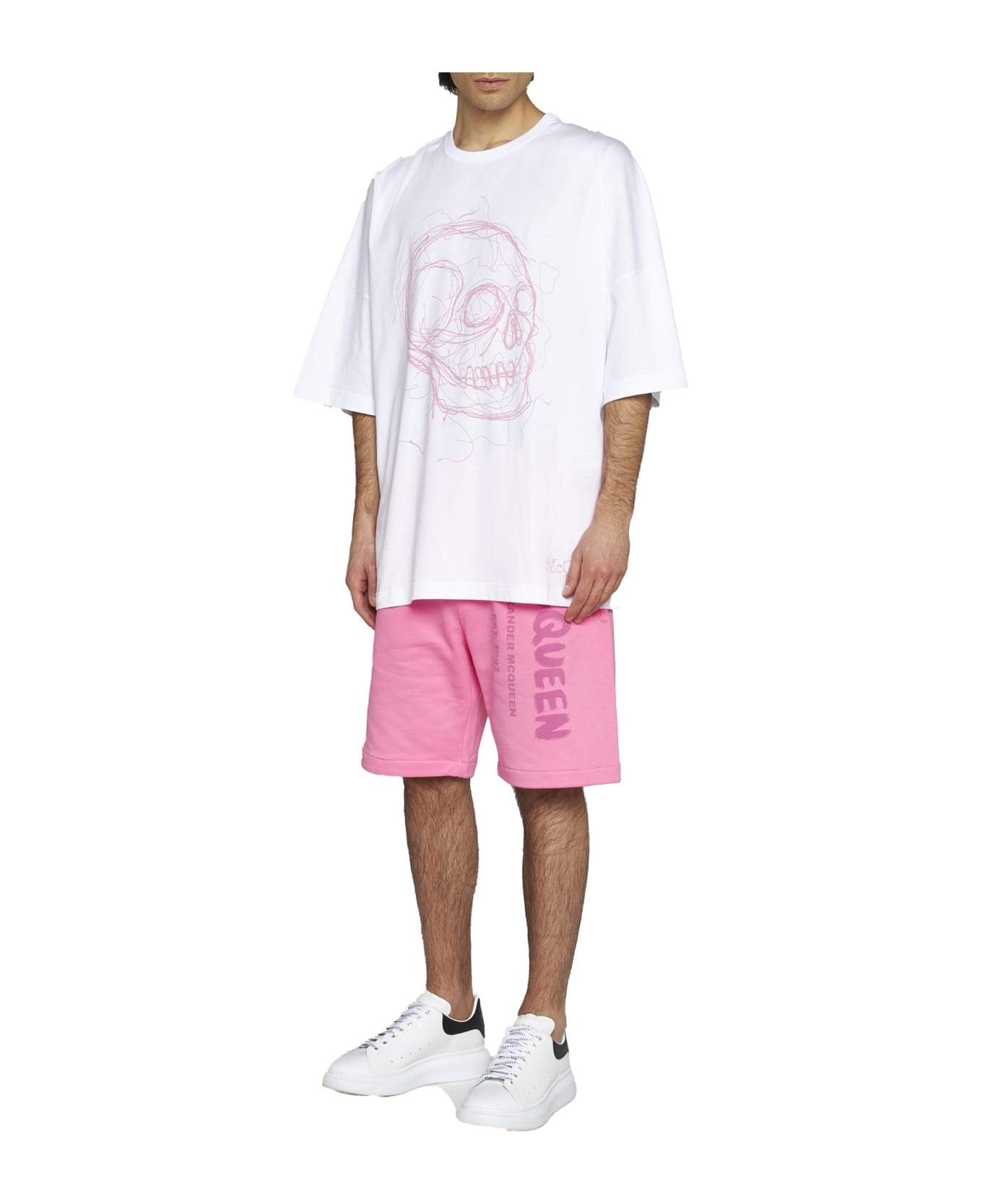 Bermuda Shorts With Graffiti Logo Print - 3