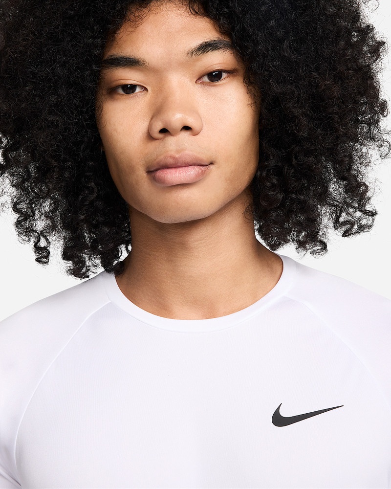 Nike Essential Men's Short-Sleeve Hydroguard Swim Shirt 3