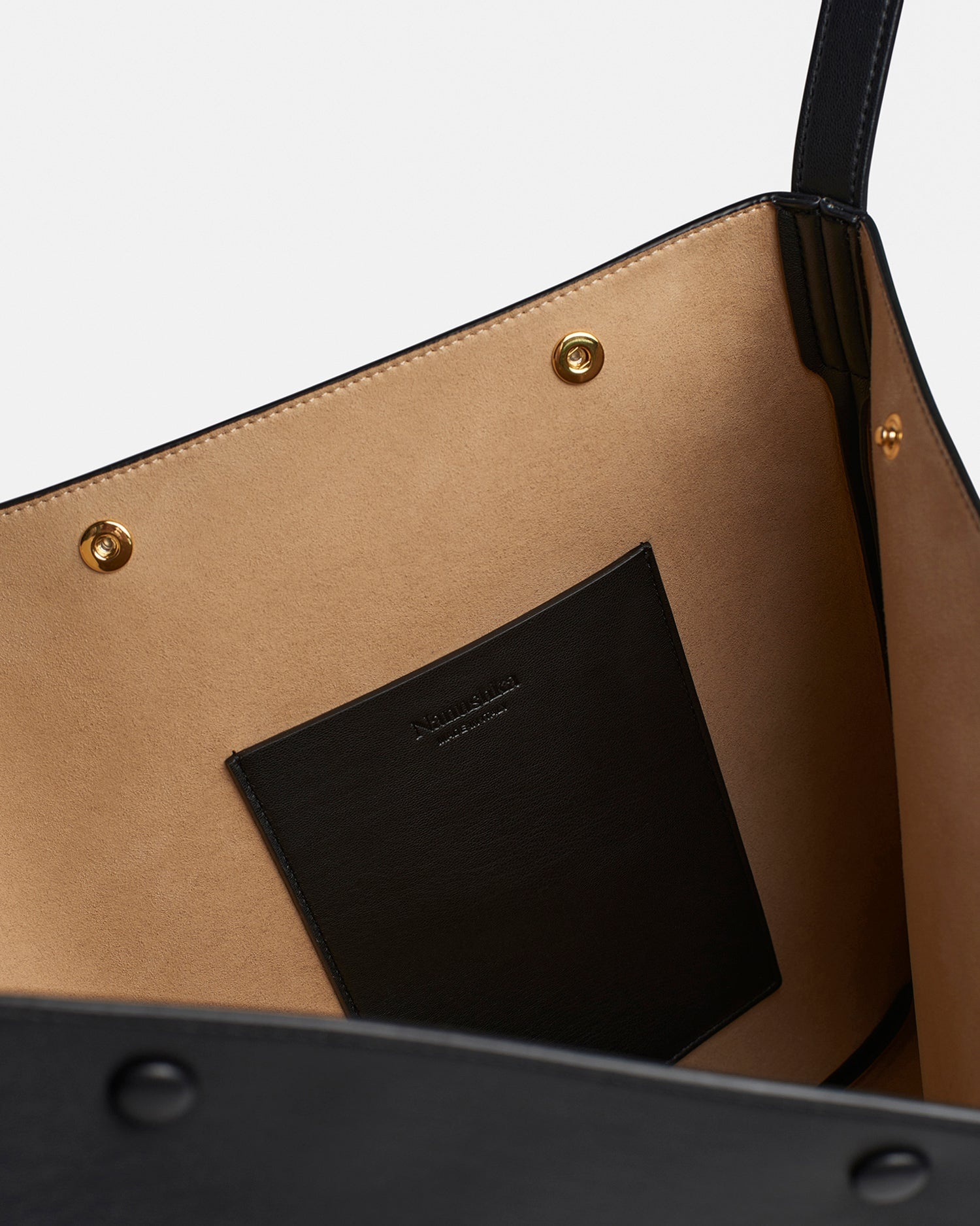 Alt-Nappa Bag - 4
