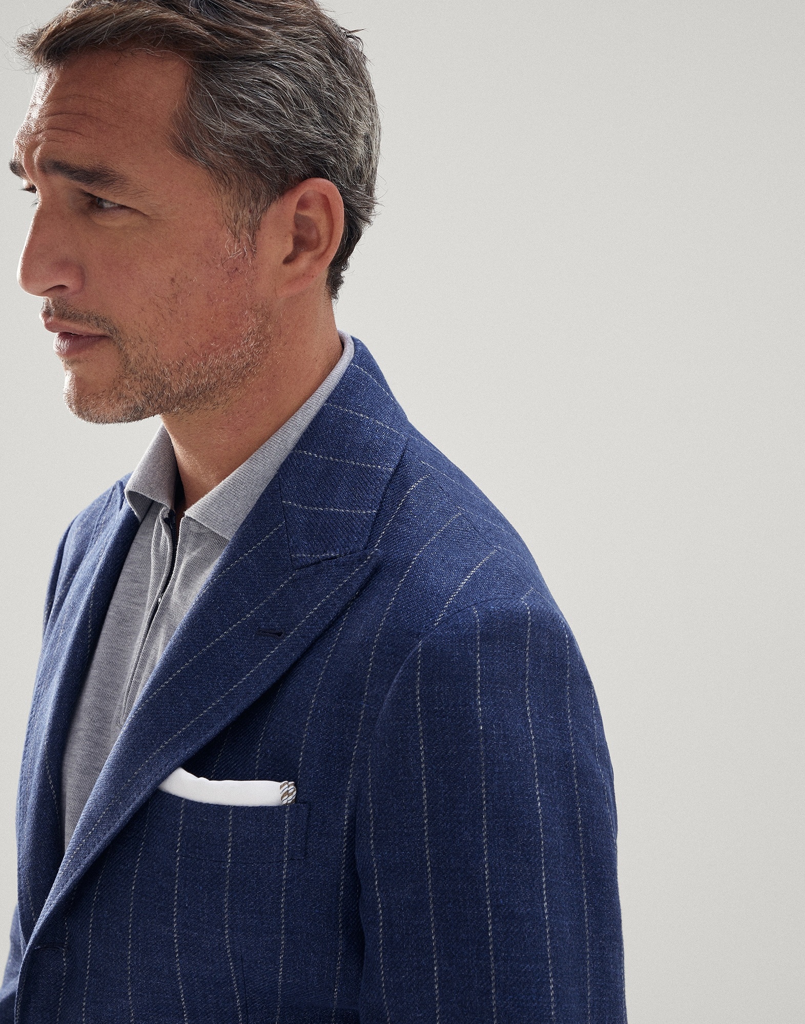 Oxford pocket square with striped edge - 3
