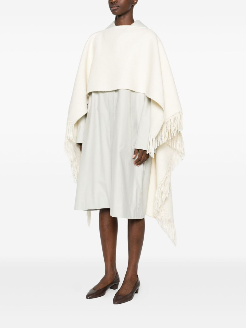 fringe-detailing scarf 3