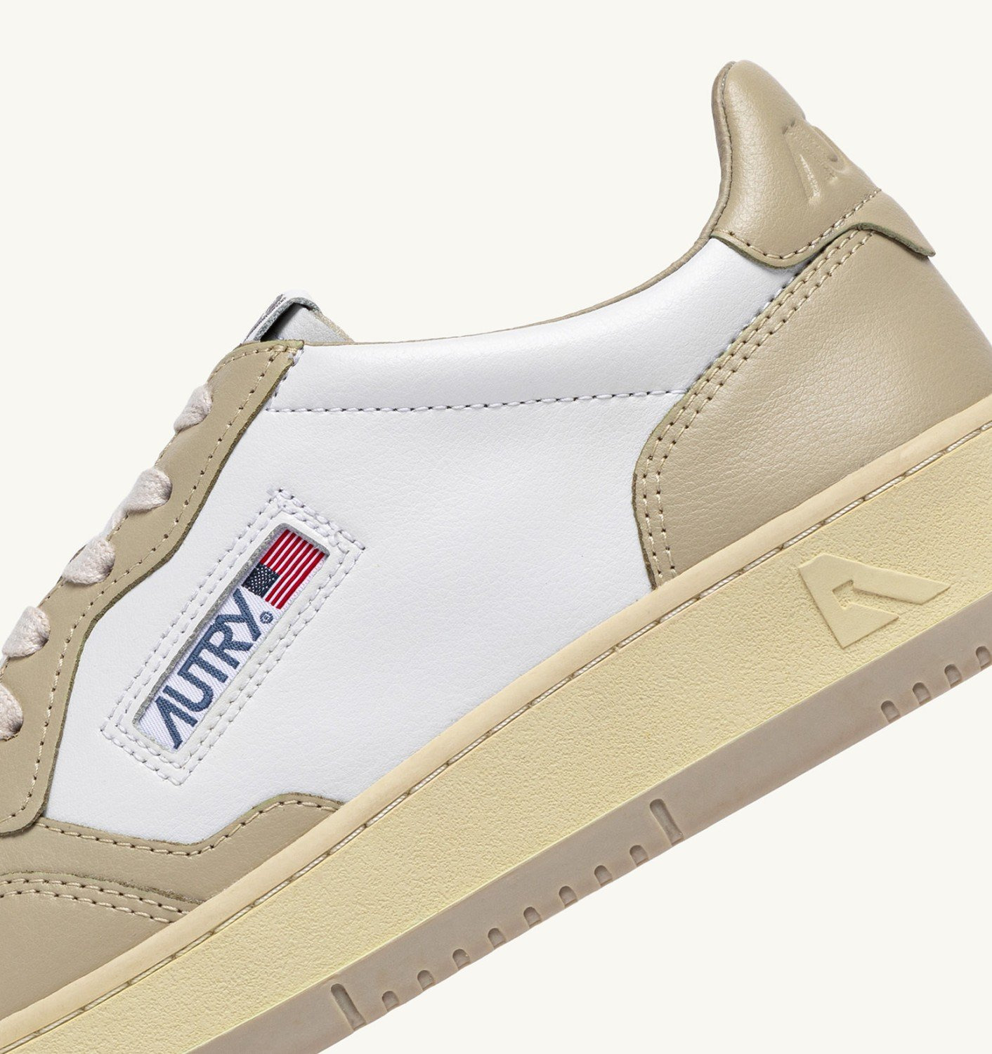 MEDALIST LOW SNEAKERS BICOLOR IN WHITE AND TIDAL FOAM LEATHER - 6