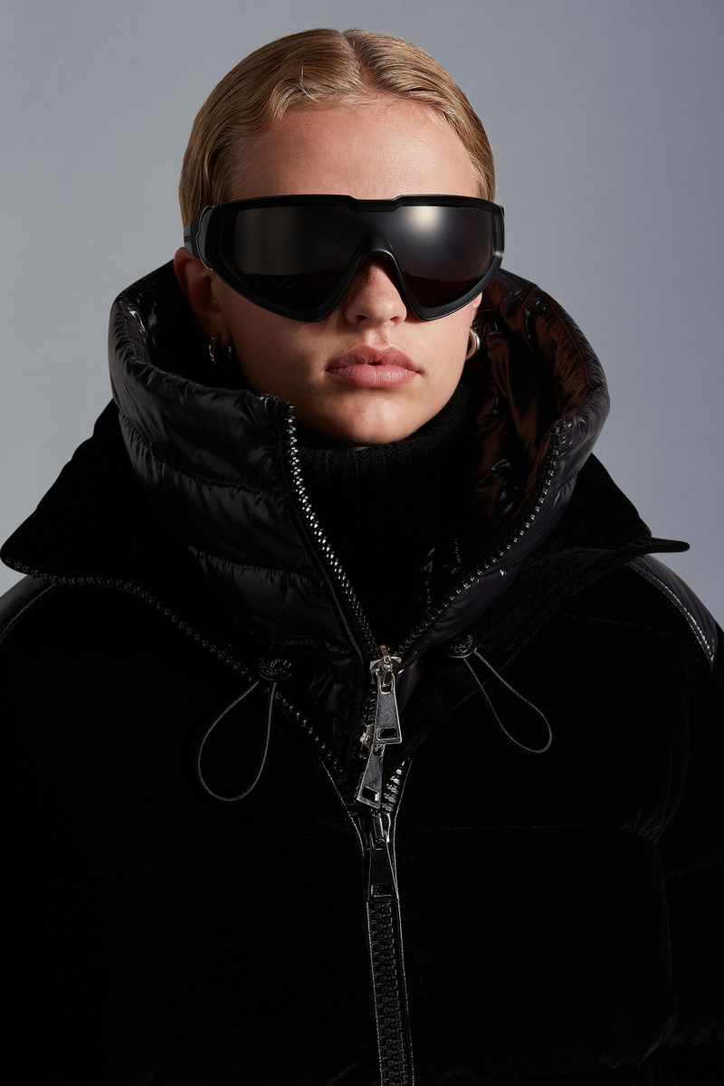 Moncler Padded Neck Warmer outlook