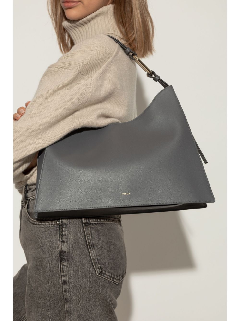 Arch-motif leather shoulder bag - 2