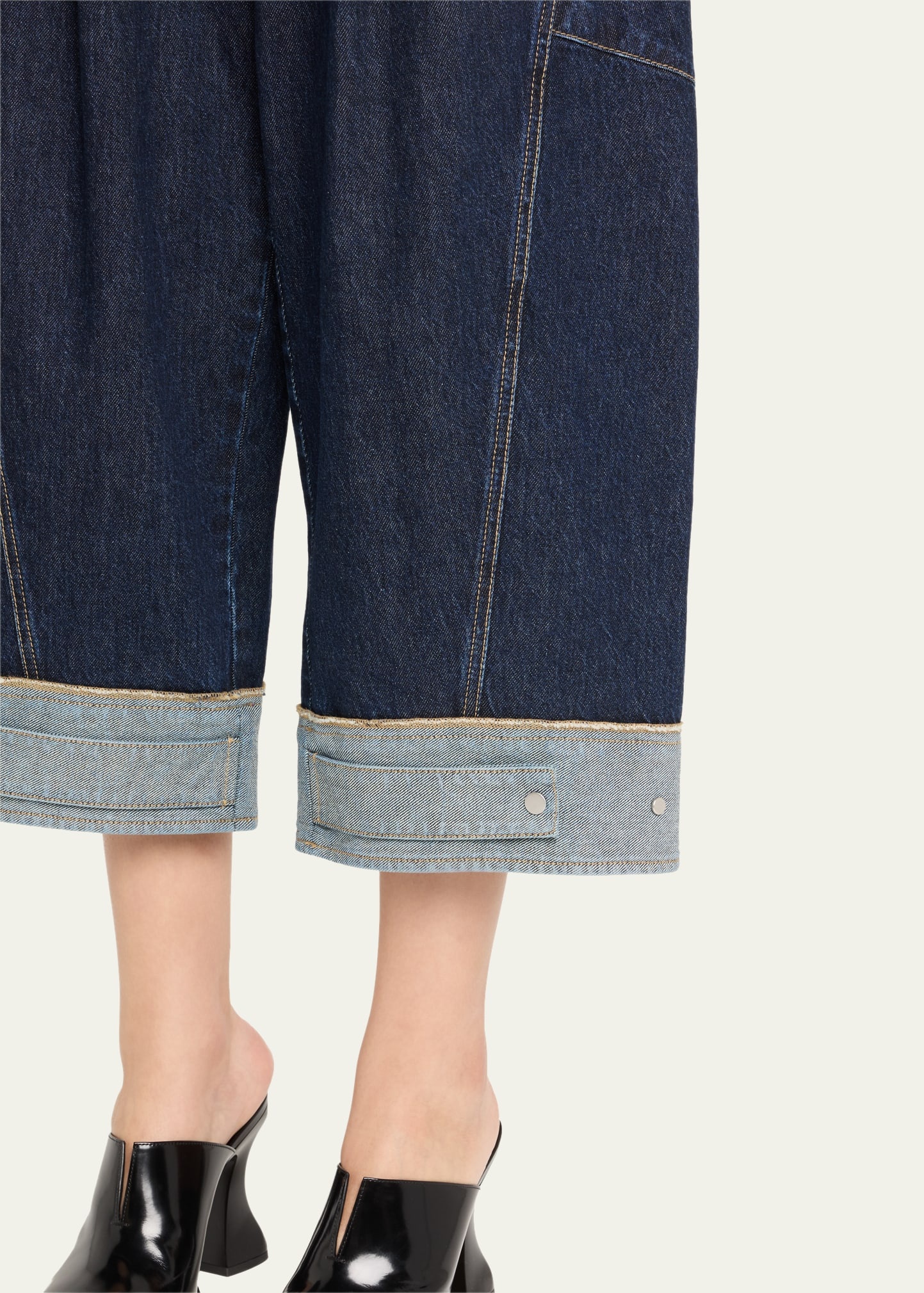 Curved Wide-Leg Cropped Jeans - 5