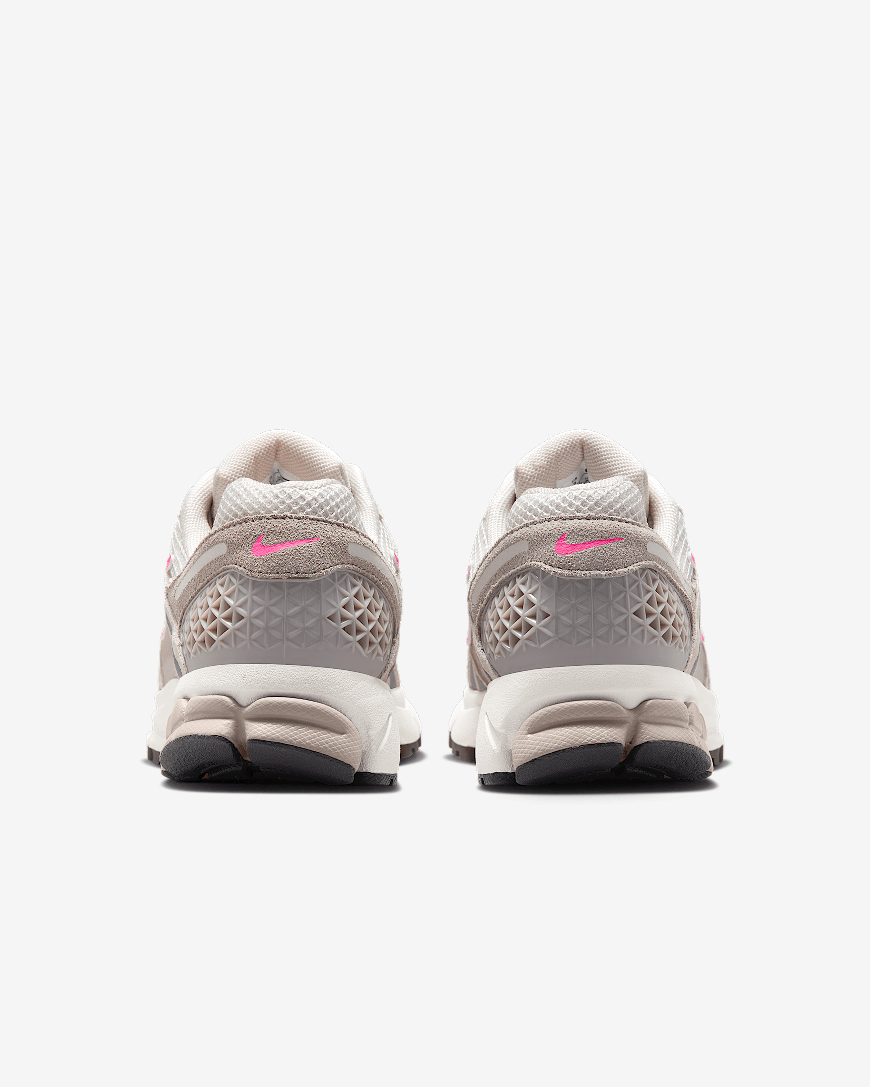 Nike Zoom Vomero 5 Women's Shoes - 6