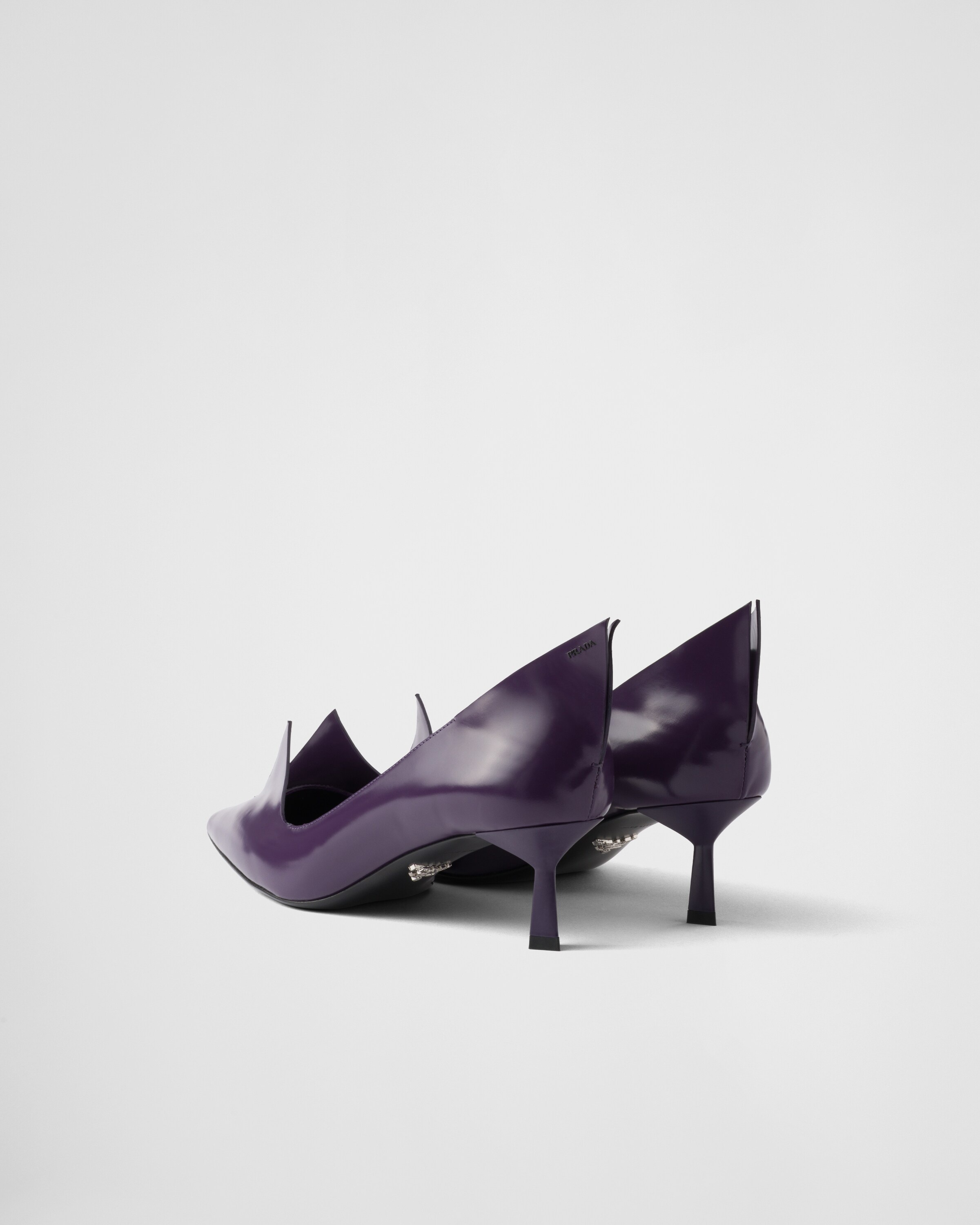 Brushed leather pumps - 5