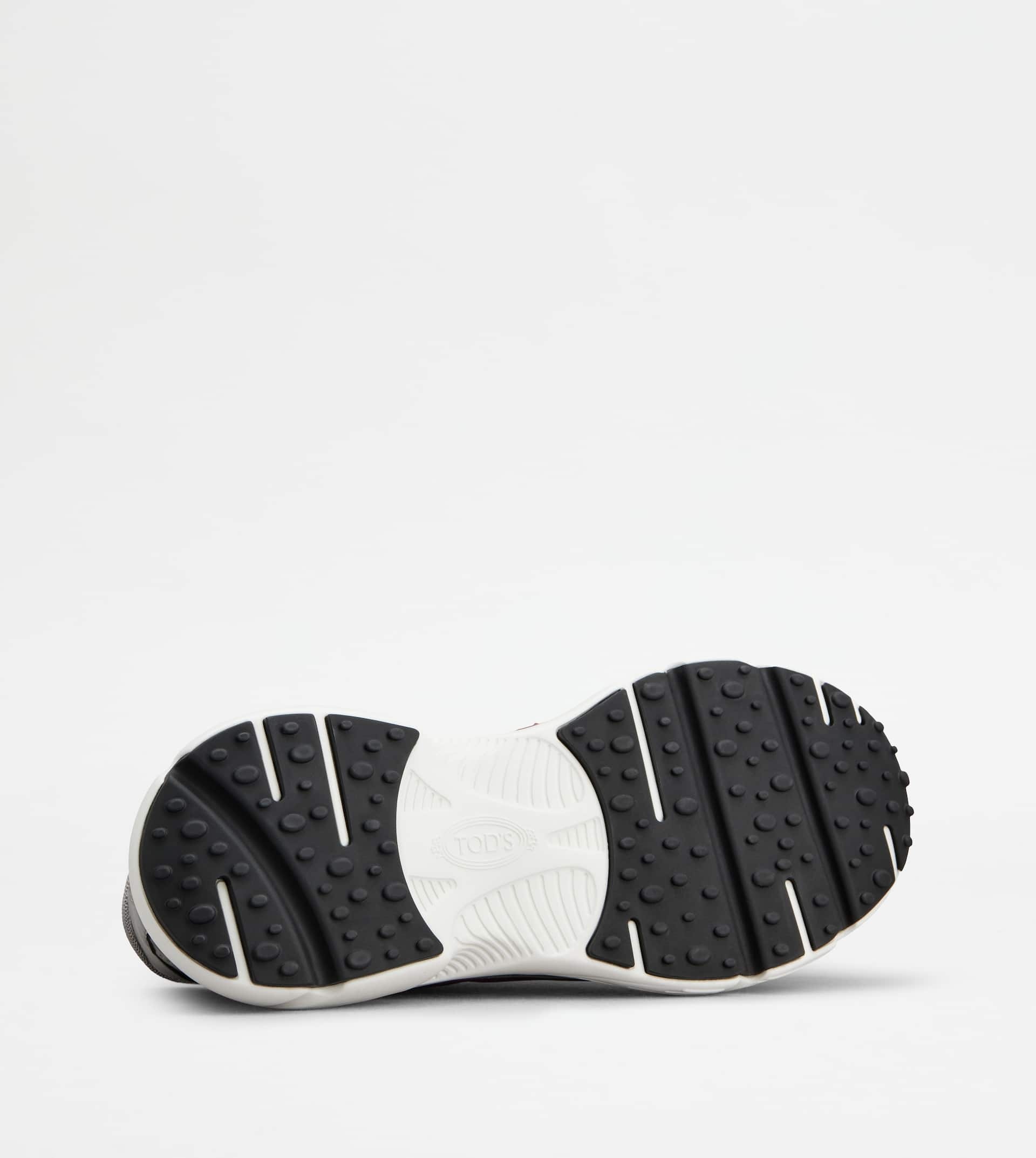 SNEAKERS IN LEATHER AND TECHNICAL FABRIC - PINK, GREY - 4