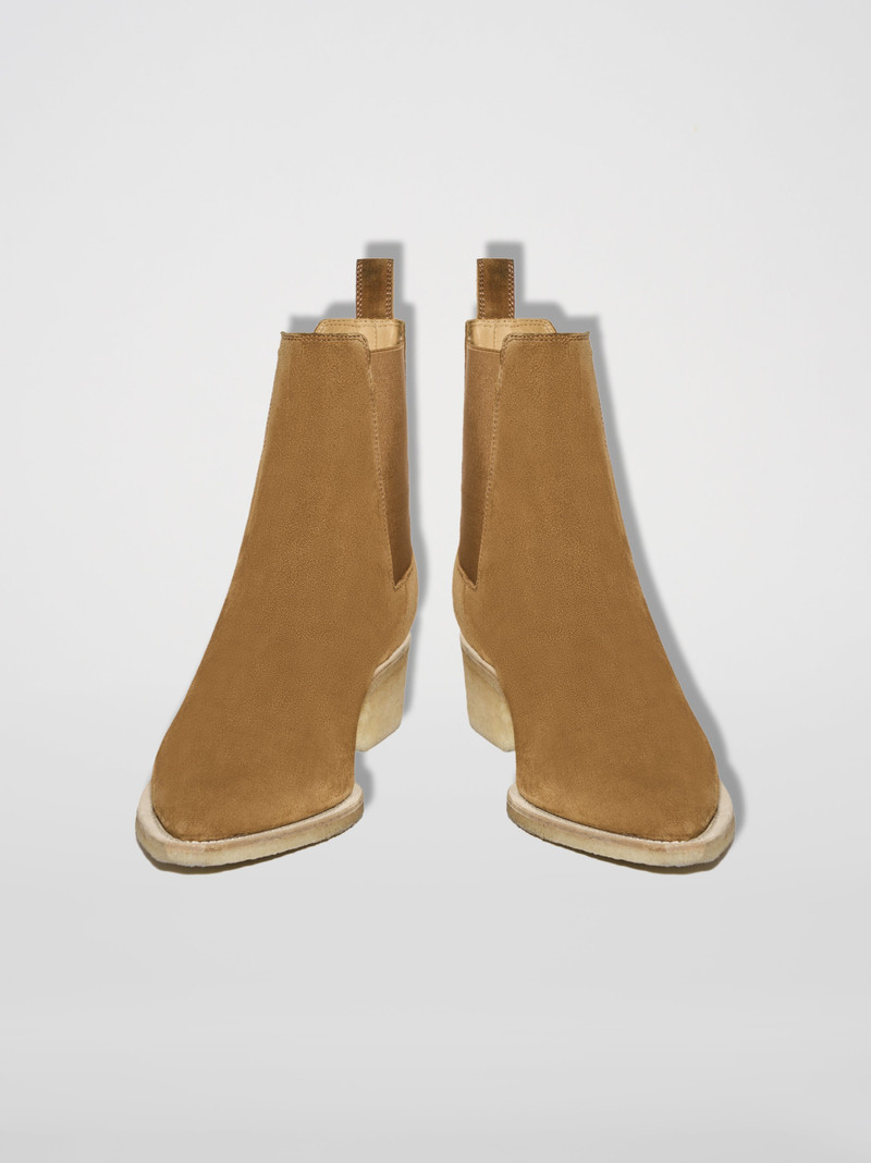 CHELSEA CREPE SOLE BOOT 3
