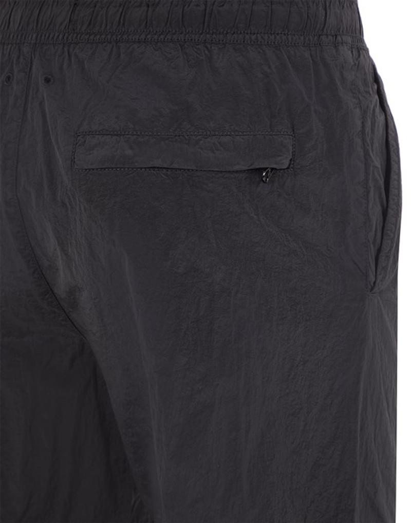B0943 NYLON METAL IN ECONYL® REGENERATED NYLON BLACK 4